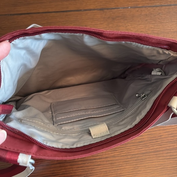 Baggallini Shoulder or Crossbody Bag. 10” x 11.5”. Red, maroon color. - Picture 4 of 10